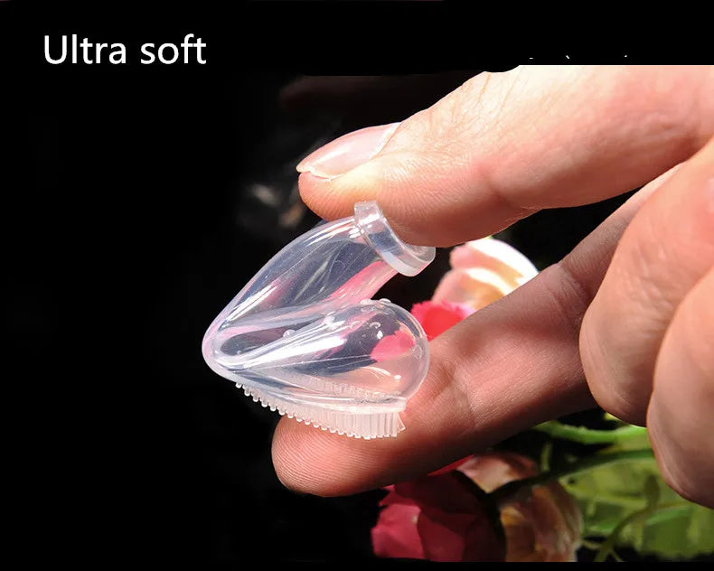 Super Soft Finger Pet Toothbrush Teddy Dog Brush Off Bad Breath Tartar Teeth Care Dogs Cat Cleaning Supplies Pet Tooth Brush