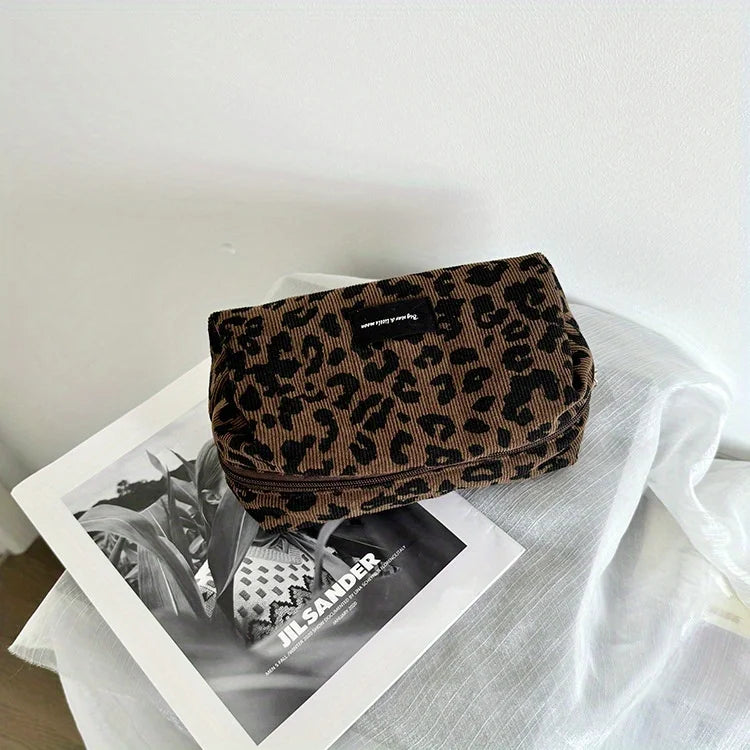 1pc Large Women Leopard Cosmetic Bag Box Shaped Zipper Make Up Bag Travel Washing Makeup Organizer Travel Beauty Case
