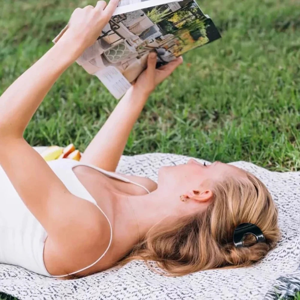 4 PCS Flat Hair Clips, Round Lay Down Hair Claw Clips for Women Girls, Comfortable Curved Flat Clips for Thick Thin Hair