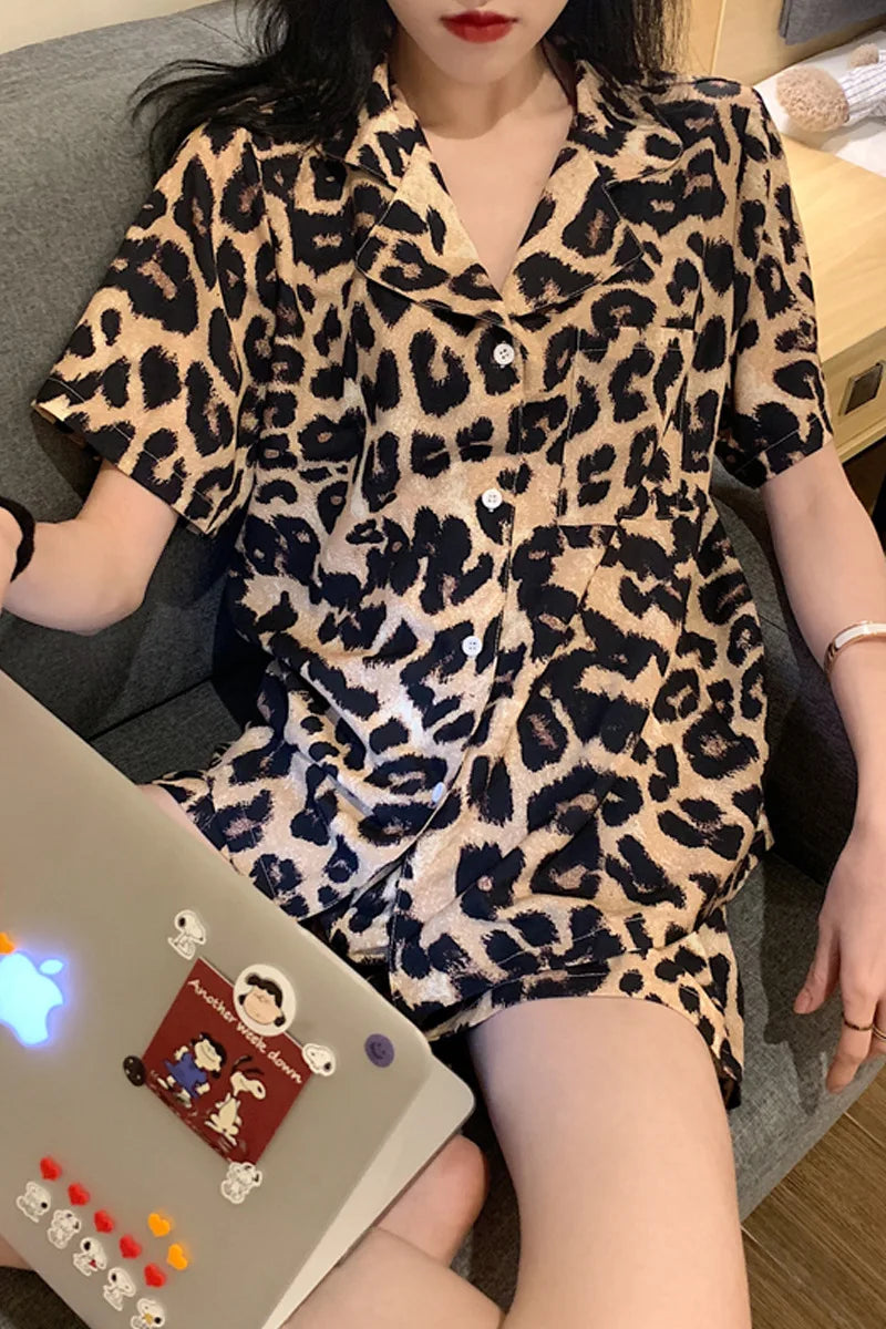 Women's Sleepwear Loungewear Set Short-Sleeved Shorts Pajamas Homewear Cardigan Lapel Leopard Print Sweet Cartoon Nightwear
