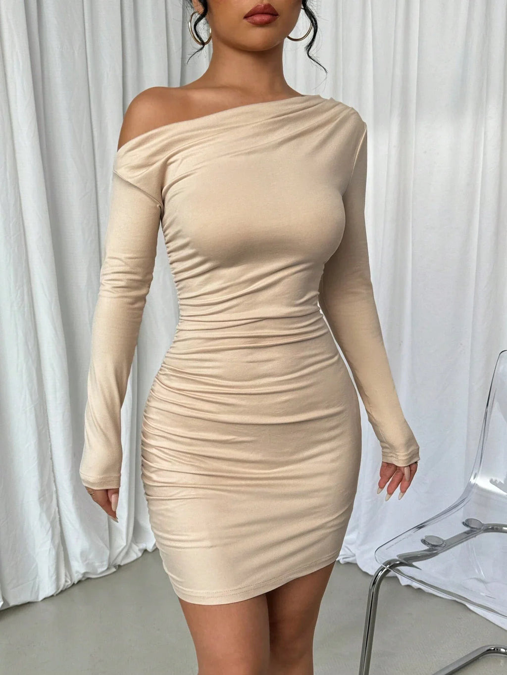 Women's Plain Ruched Asymmetrical Neck Bodycon Dress, Elegant Long Sleeve Short Dress for Party Club Dating Wear,