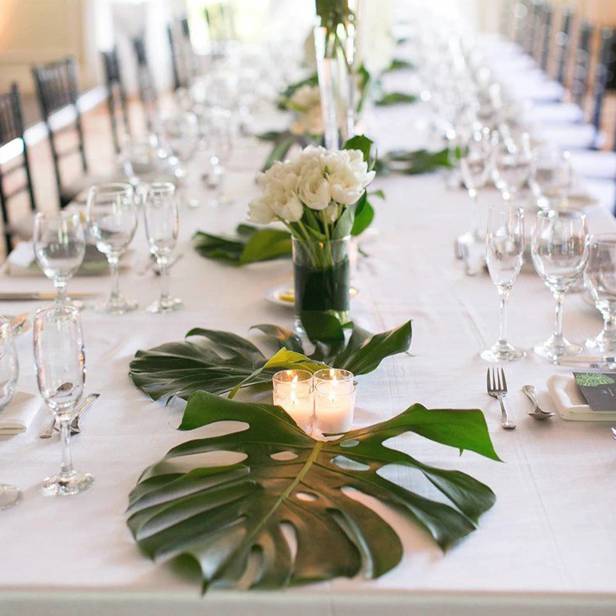 24PCS Artificial Tropical Palm Leaves Hawaiian Safari Jungle Party Decor Hawaii Summer Birthday Wedding Table Decor Fake Plant