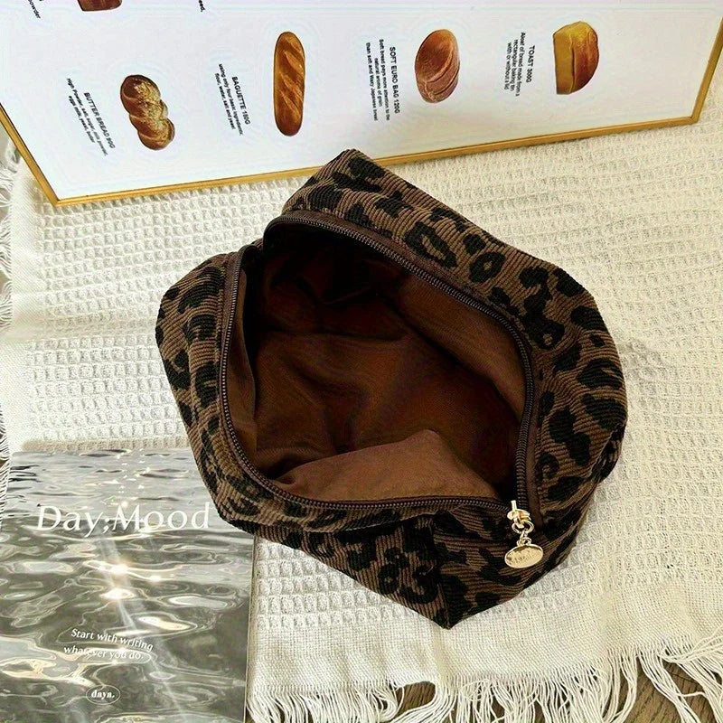 1pc Large Women Leopard Cosmetic Bag Box Shaped Zipper Make Up Bag Travel Washing Makeup Organizer Travel Beauty Case