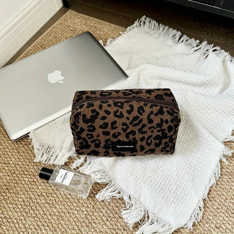 1pc Large Women Leopard Cosmetic Bag Box Shaped Zipper Make Up Bag Travel Washing Makeup Organizer Travel Beauty Case