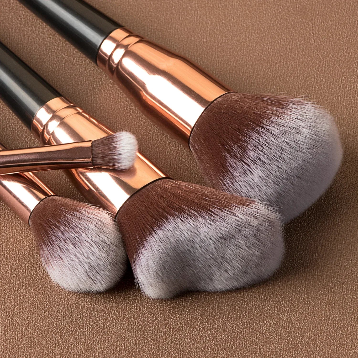Makeup Brushes Set Face Eyes Make Up Brush Eyelash Eyeshadow Eyebrow Eyeliner Foundation Powder Blush Highlight Lips Brush