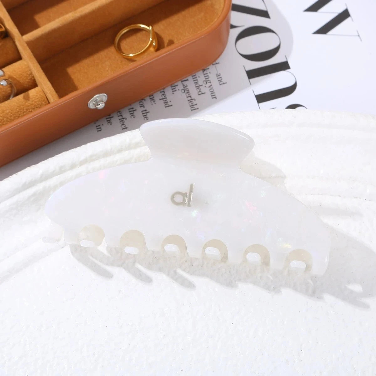 AL Double Ear Hollow-out Design with Vinegar Acid Grab Clip Women's Hair Clip for Top Hair Buns and Ponytails