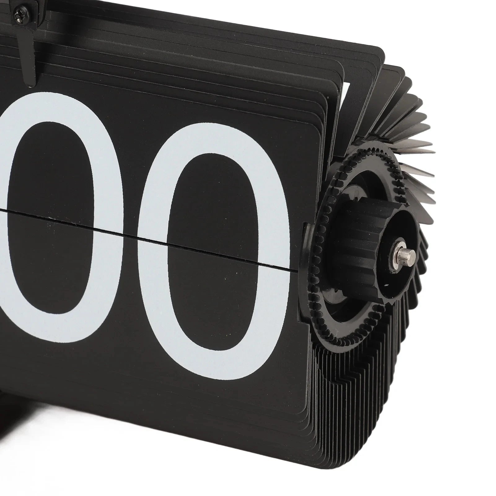 A Flipping Clock with Page Turning Automatically for Modern Home Decoration Full of Sense of Technology Retro Table Clock