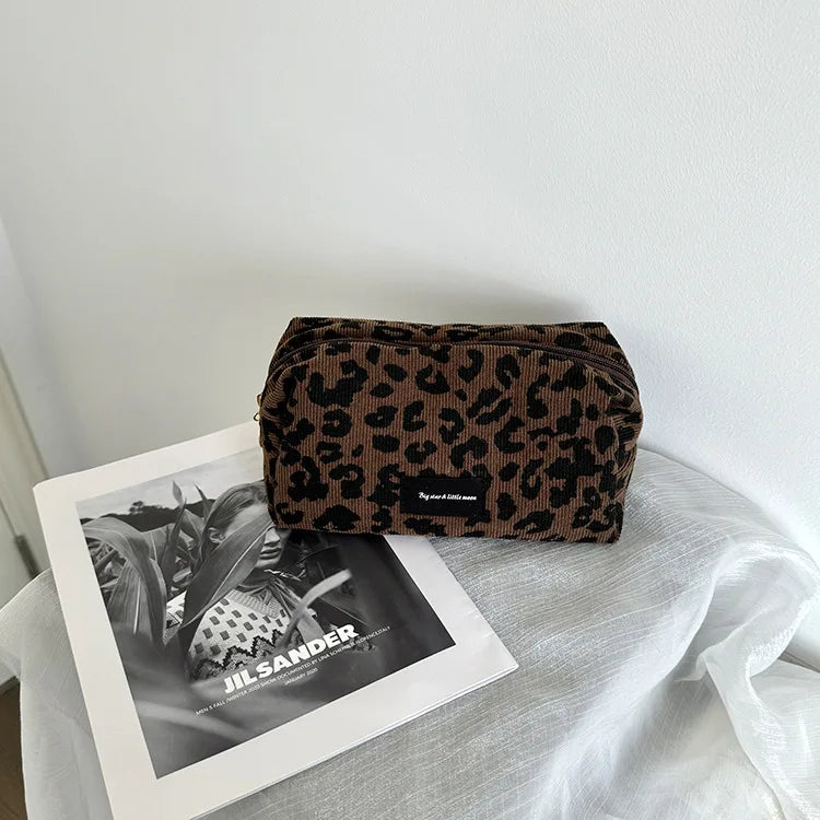 1pc Large Women Leopard Cosmetic Bag Box Shaped Zipper Make Up Bag Travel Washing Makeup Organizer Travel Beauty Case