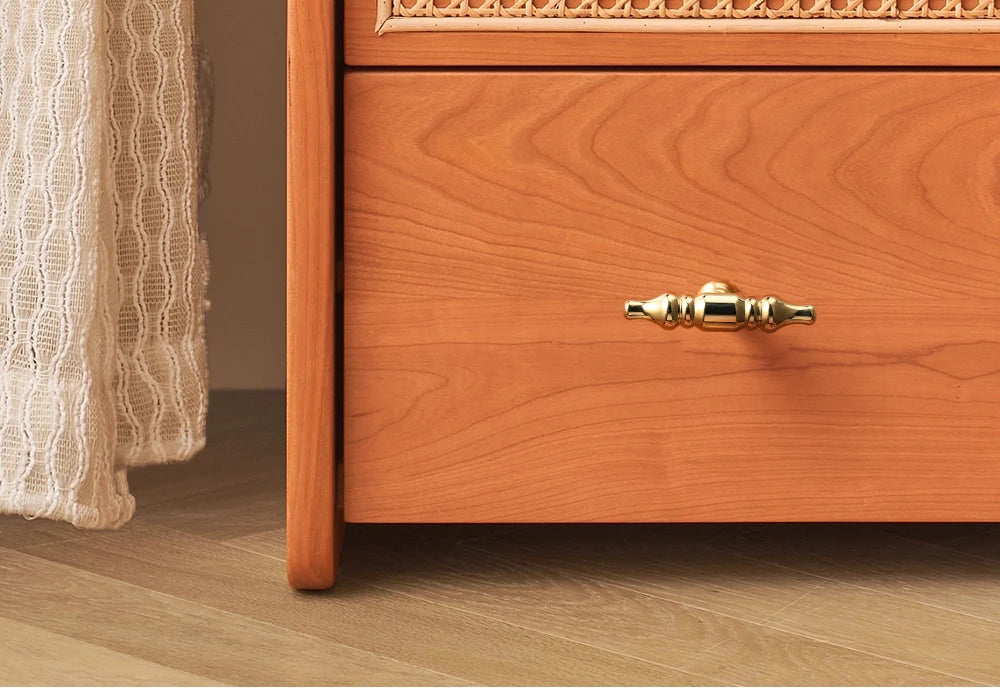 French luxury wardrobe cabinet door handle drawer cabinet Italian single hole creative design Golden European style handle