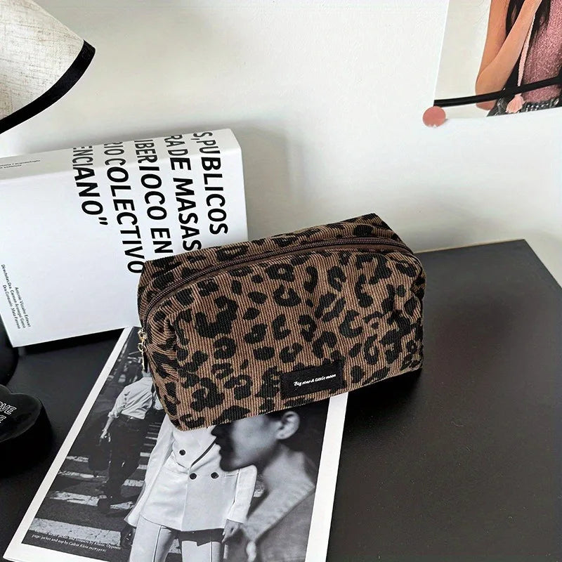 1pc Large Women Leopard Cosmetic Bag Box Shaped Zipper Make Up Bag Travel Washing Makeup Organizer Travel Beauty Case
