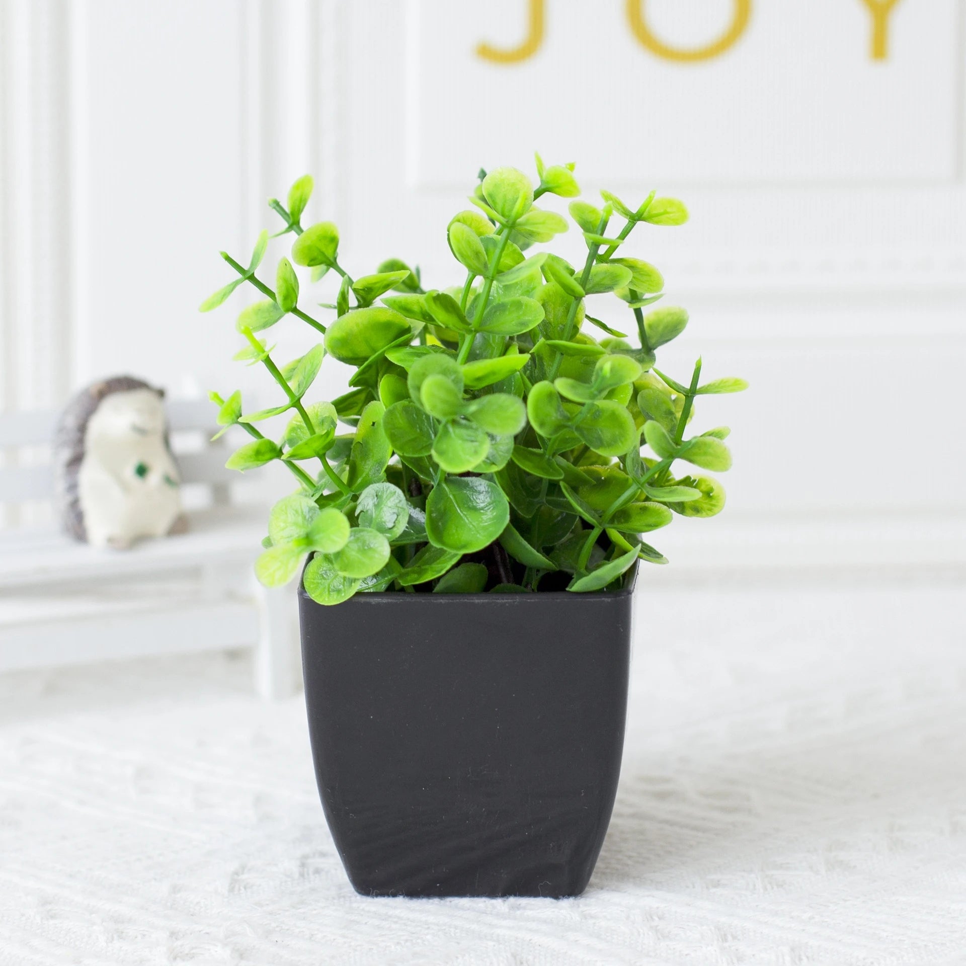 1pc Fake Plant Black Pot, Mini Artificial Eucalyptus Potted Plant for Indoor Home Office Farmhouse Bathroom Table Decorating