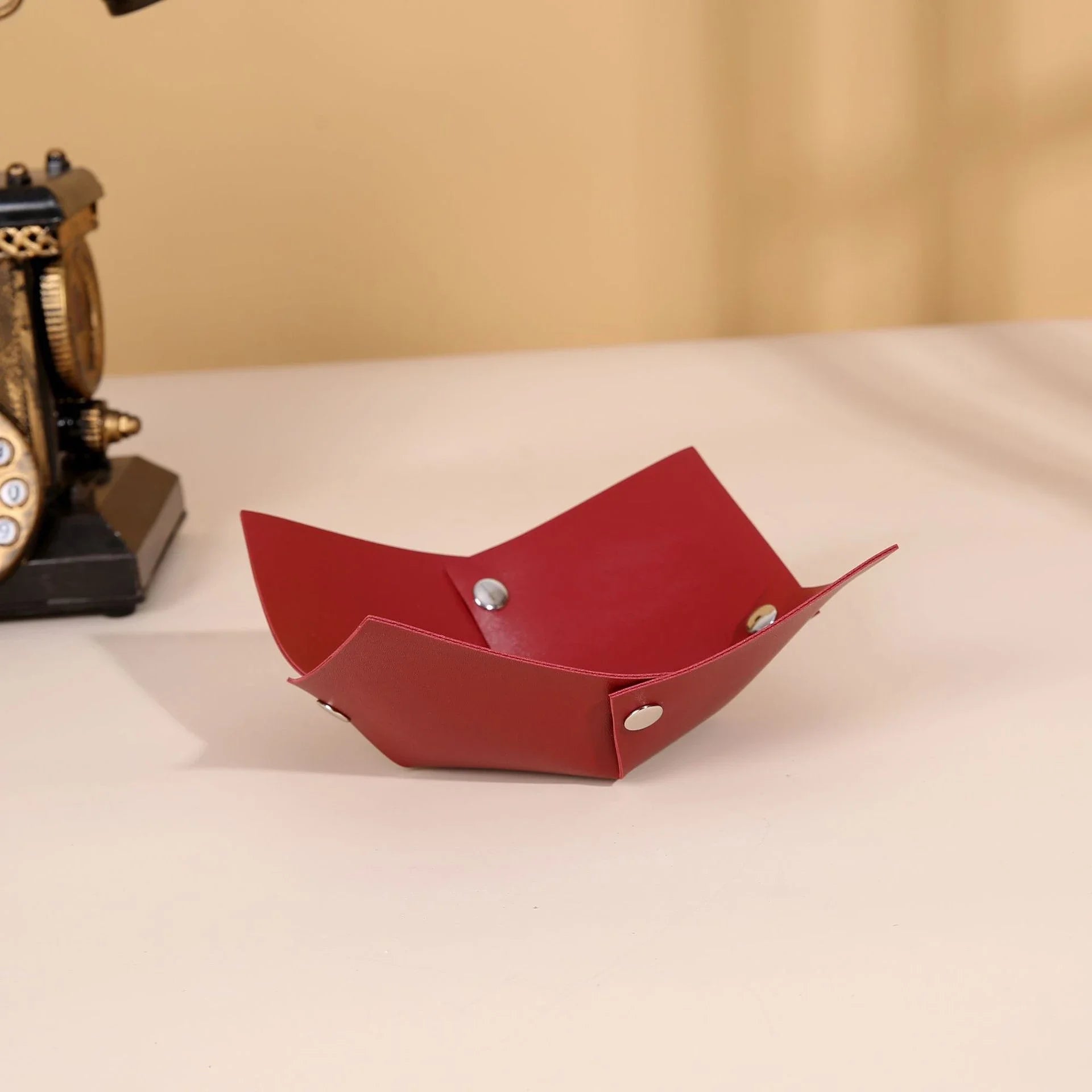 Leather Desktop Storage Box for Living Room Coffee Table Entrance Hall Home Folding Cosmetic Organizer Miscellaneous Items