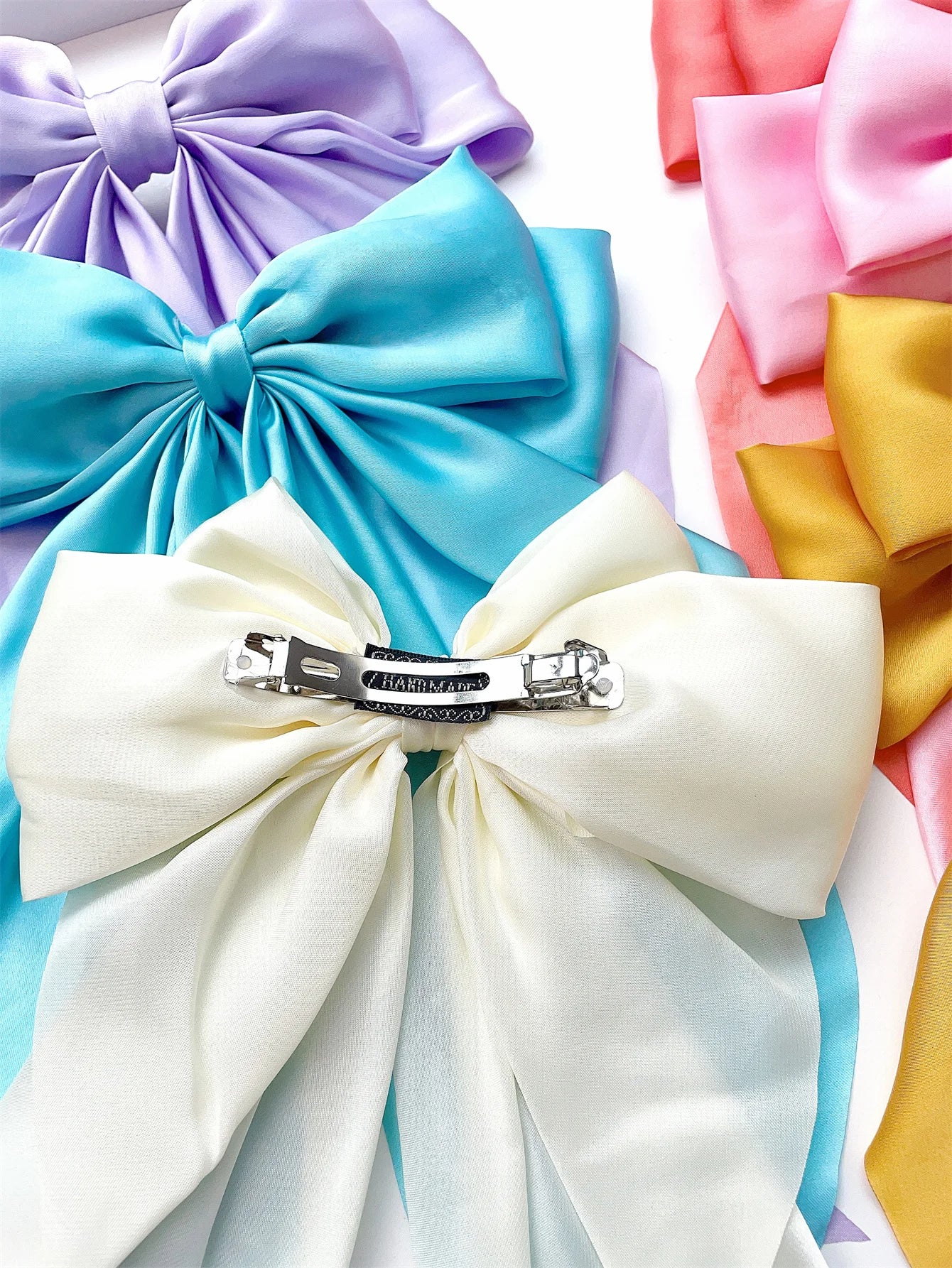 6 spring clip streamers bow hair clips for women