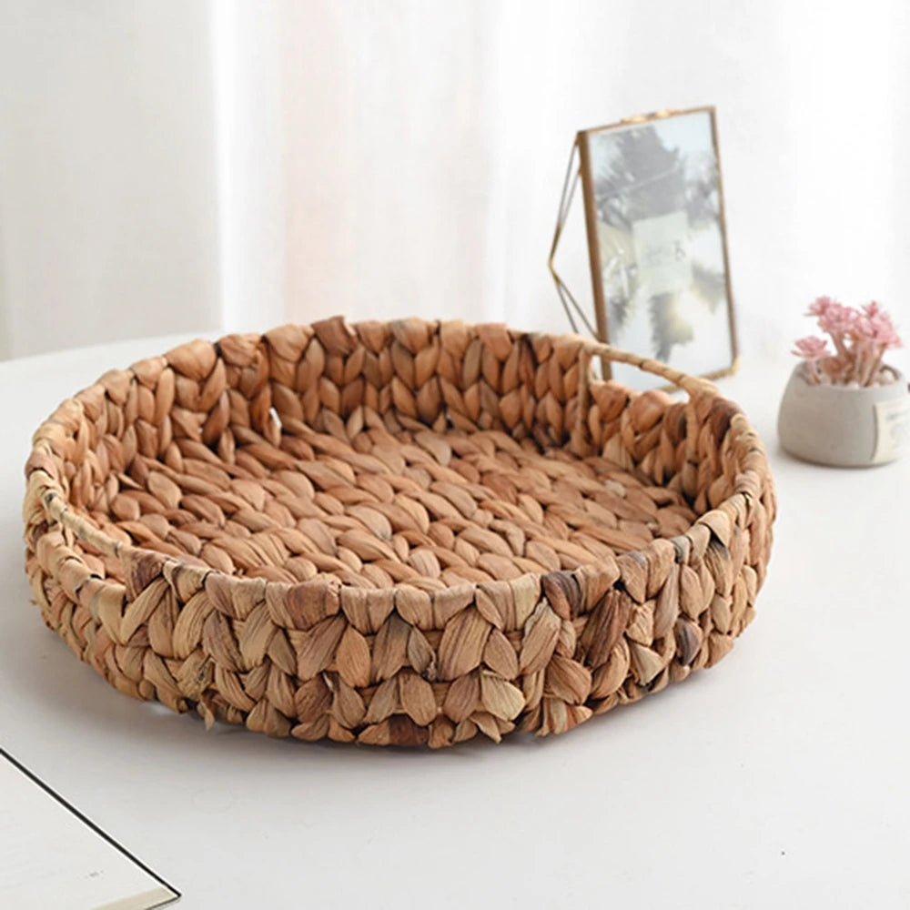 Decorative Round Basket Tray Natural Woven Fruit Vegetable Storage Tray with Handle Grass Weaving Storage Baskets Serving Trays