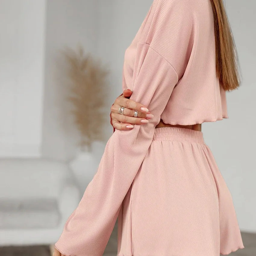 Women's Pajamas Long-sleeved Navel Leakage Top Shorts Set Knitted Fabric Comfortable Soft Breathable Fashion Simple Homewear