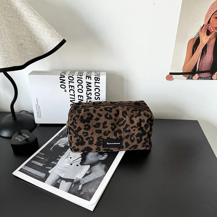 1pc Large Women Leopard Cosmetic Bag Box Shaped Zipper Make Up Bag Travel Washing Makeup Organizer Travel Beauty Case