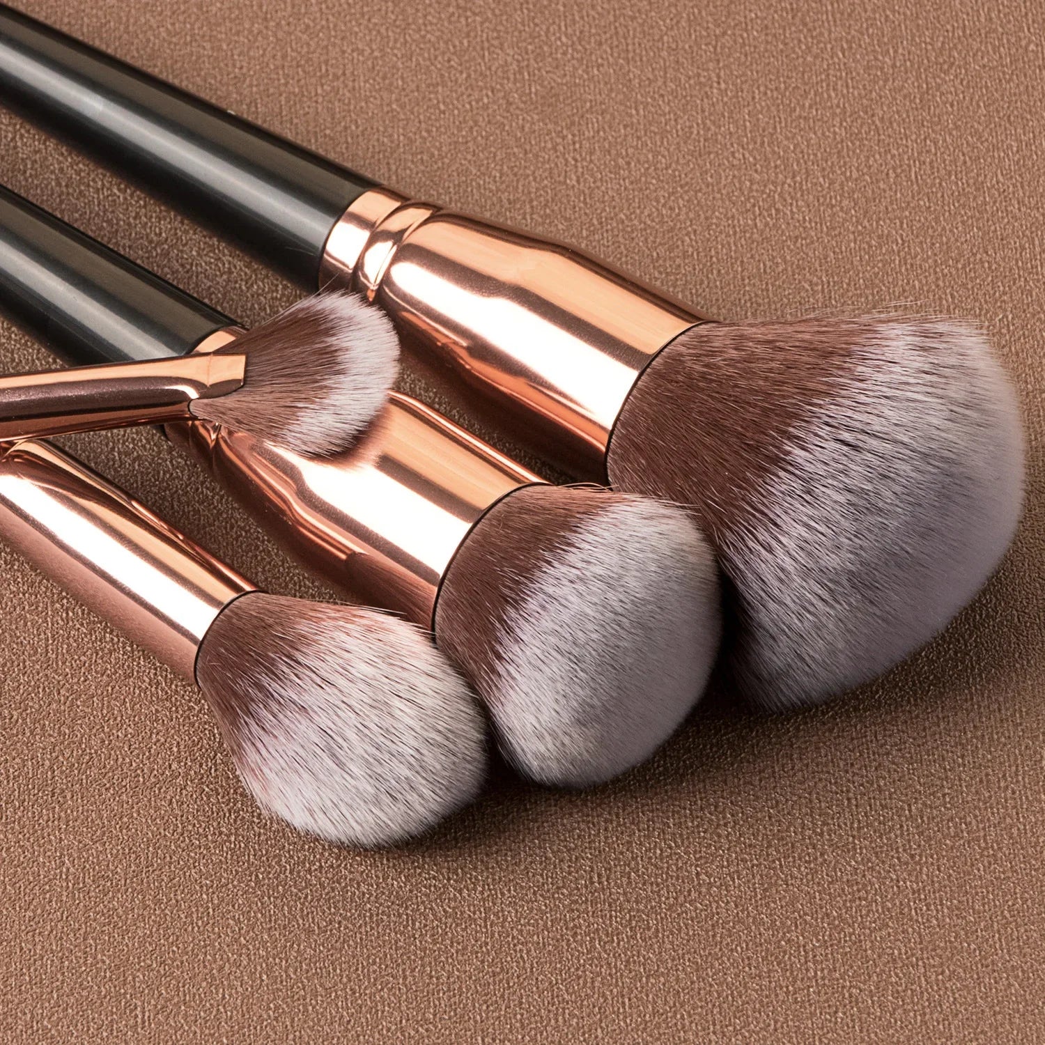 Makeup Brushes Set Face Eyes Make Up Brush Eyelash Eyeshadow Eyebrow Eyeliner Foundation Powder Blush Highlight Lips Brush