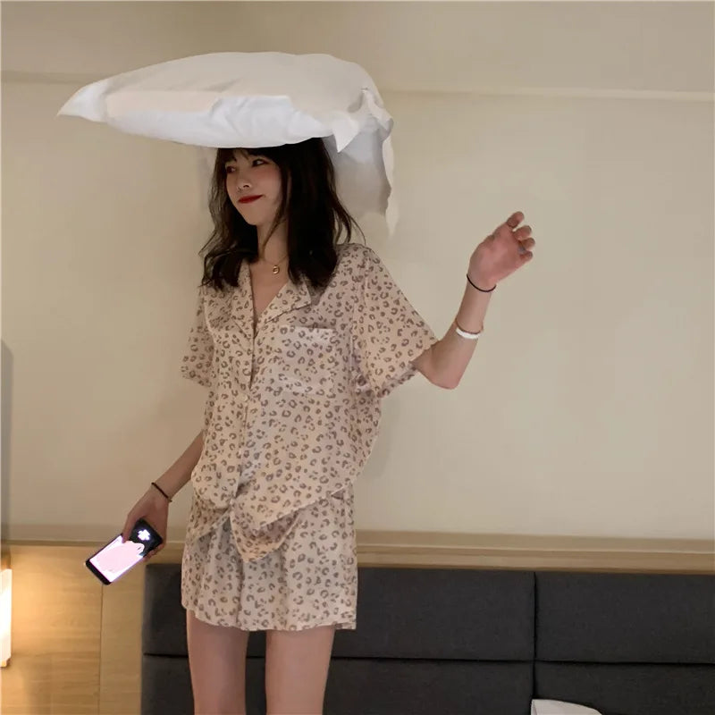 Women's Sleepwear Loungewear Set Short-Sleeved Shorts Pajamas Homewear Cardigan Lapel Leopard Print Sweet Cartoon Nightwear