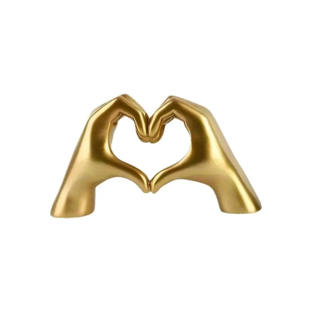 Creative Heart Hand Statue Resin Abstract Hand Love Figurines Living Room Bedroom Modern Home Desktop Wedding Decoration