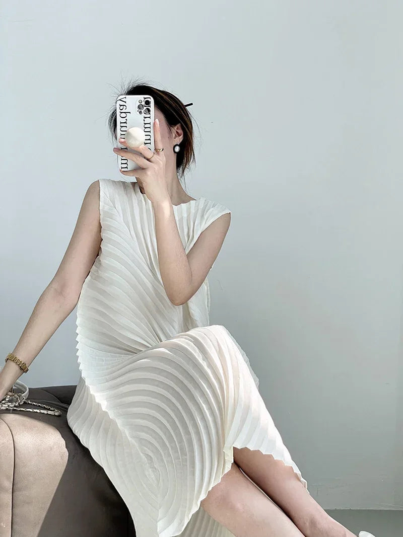 Miyake Hand Circle Pleated Sleeveless Dress Designer Long Round Neck Elegant Loose Summer Korean Style Aesthetic Clothes