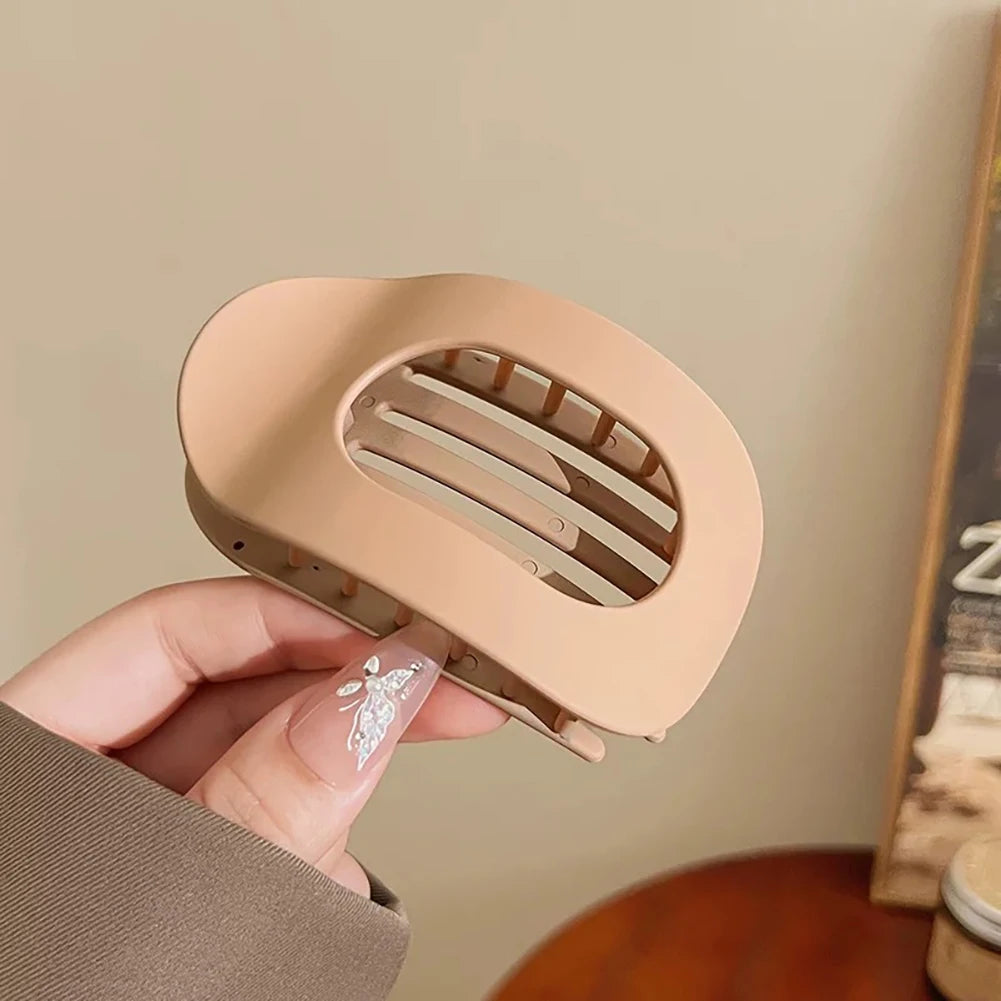 4 PCS Flat Hair Clips, Round Lay Down Hair Claw Clips for Women Girls, Comfortable Curved Flat Clips for Thick Thin Hair