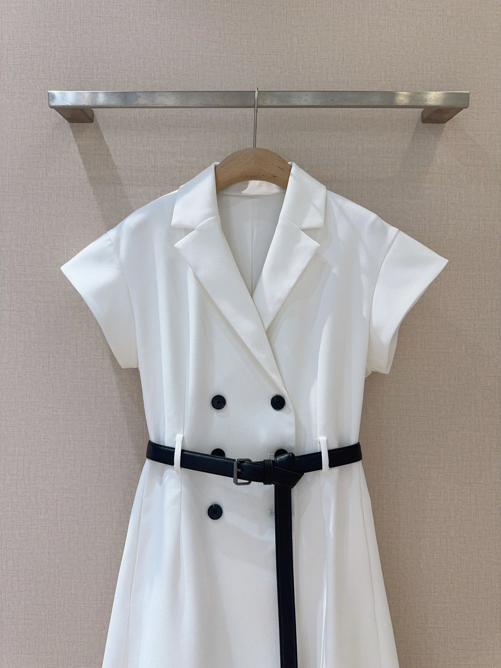 JO-25 Autumn/Winter Elegant and Simple Solid Color Suit Dress, Double-Breasted Lapel Short-Sleeve Commuter Dress with Belt