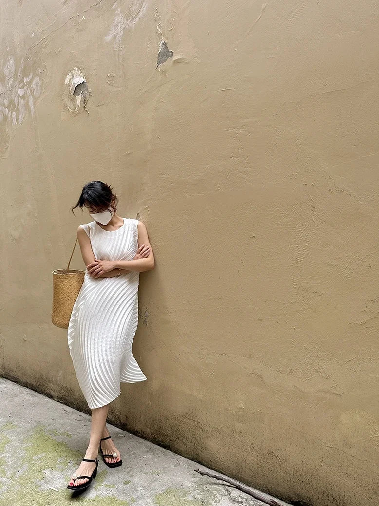 Miyake Hand Circle Pleated Sleeveless Dress Designer Long Round Neck Elegant Loose Summer Korean Style Aesthetic Clothes