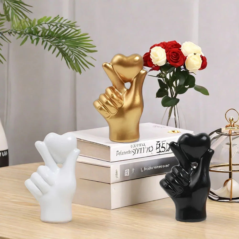 Heart Hand Gesture Statues Sculptures Luxury Resin Desktop Ornament Love Finger Modern Hand Gesture Sculpture Home Shelf Desktop