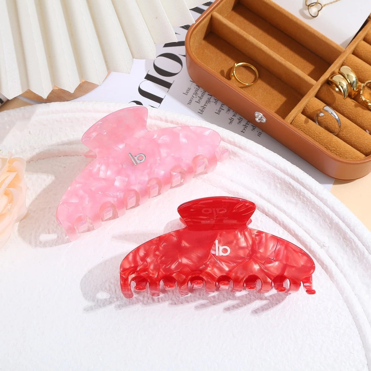AL Double Ear Hollow-out Design with Vinegar Acid Grab Clip Women's Hair Clip for Top Hair Buns and Ponytails