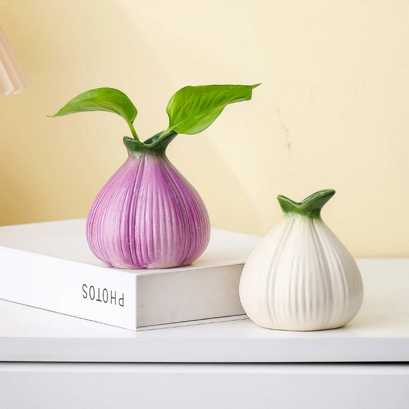 Onion Shaped ceramic Small Vase Living Room Flower Arrangement Hydroponic Planting Flower Pot Modern Desktop Vase Decorations