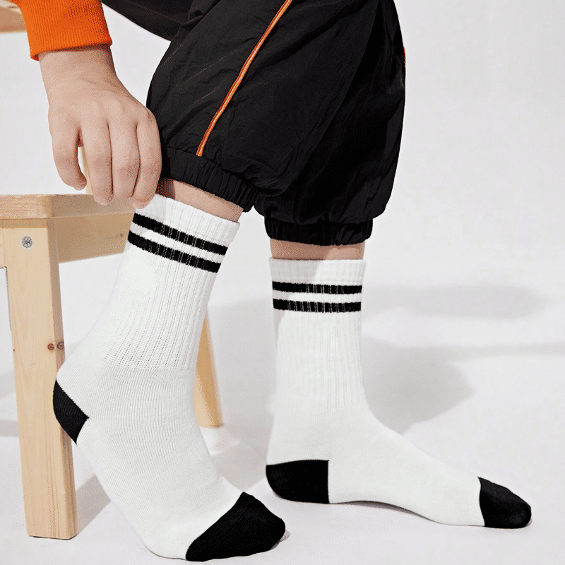 SXCHEN Unisex 5 Pairs Athletic Mid-Calf Socks - Trendy Sport & Casual