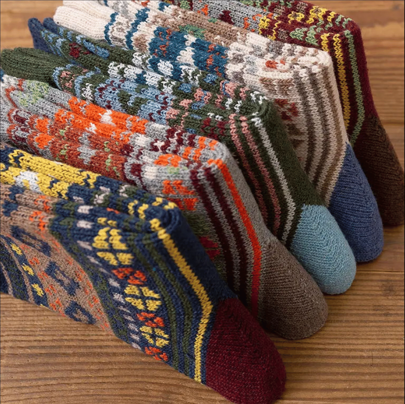 Men's 3-Pair Vintage Thick Woolen Socks: Retro Style, Warm, Cozy Winter Essentials