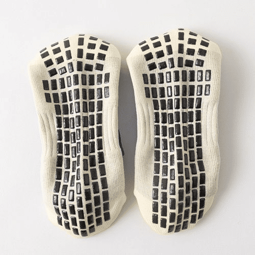 4-Pack Non-Slip Football Socks: Breathable Towel Bottom Sports Performance Socks for Men & Women (Size 6-11 US)