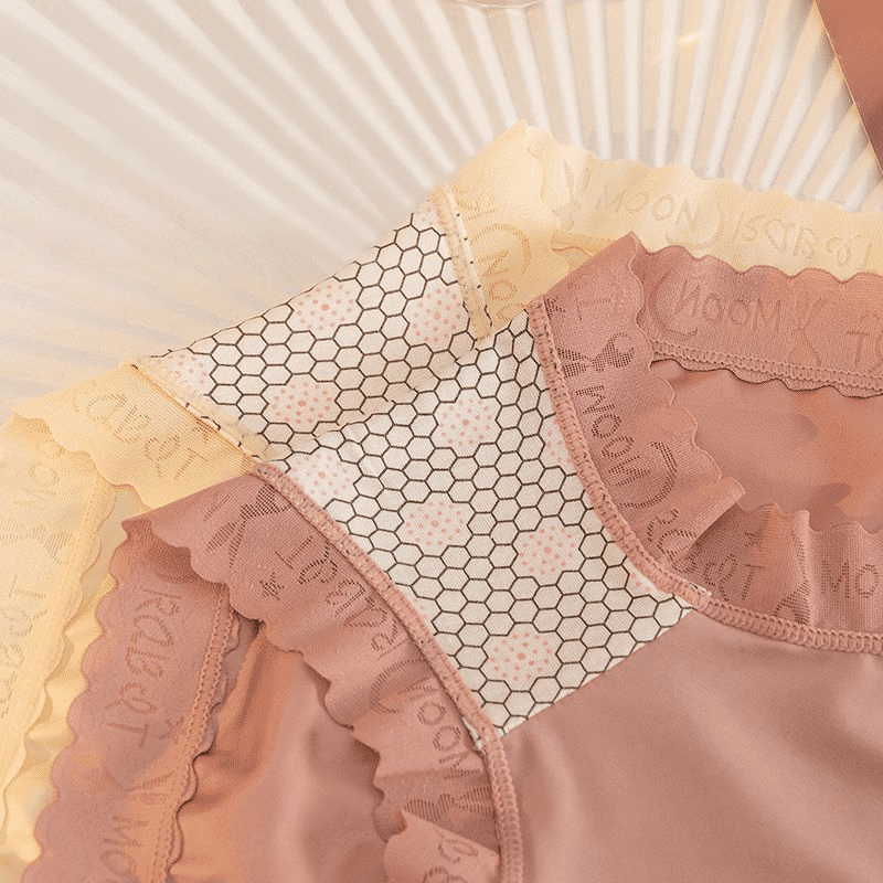 4-Pack Women's Seamless Mid-Waist Lace Panties: Breathable Cotton Crotch Lingerie